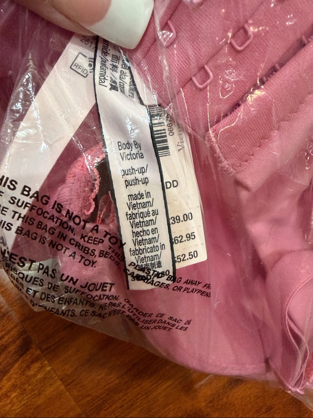1 Victoria's Secret body by Victoria push up wide back Bra 36DD Brand new NWT - Picture 3 of 3